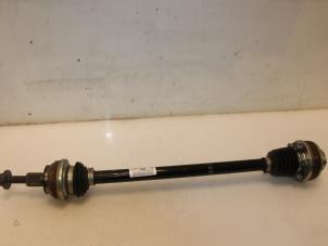 Used Drive shaft, rear right Volkswagen Golf VII (AUA) 2.0 TDI 150 16V Price € 133,10 Inclusive VAT offered by Van Gils Automotive