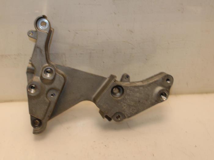 Used Engine mount Audi A3 Sportback (8VA/8VF) 1.4 TFSI 16V e-tron Price € 36,30 Inclusive VAT offered by Van Gils Automotive