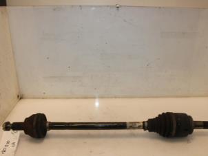 Begagnade Drivaxel, vänster bak Landrover Range Rover IV (LG) 3.0 TDV6 24V Pris € 271,04 Inklusive moms erbjuds av Van Gils Automotive