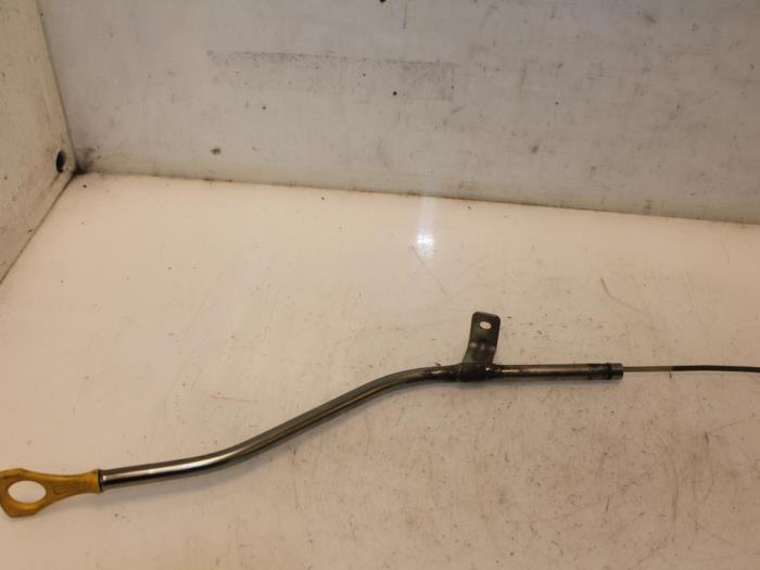 Oil dipstick Kia Carens IV 1.6 GDI 16V G4FDG4FDEH