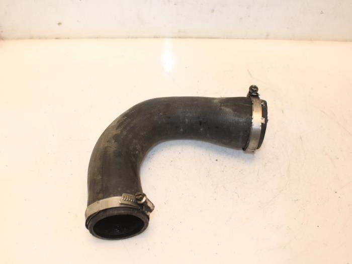 Gebrauchte Intercooler Schlauch Volkswagen Touran (1T3) 2.0 TDI 16V 140 Preis € 32,00 Margenregelung angeboten von Van Gils Automotive