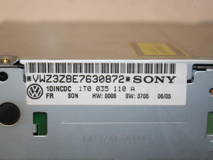 Zmieniarka CD z Volkswagen Touran (1T1/T2) 2.0 TDI 16V 140 2005