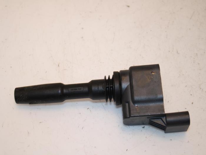 Usagé Broche bobine Volkswagen Golf VII Variant (AUVV) 1.5 TSI Evo BlueMotion 16V Prix € 36,30 Prix TTC proposé par Van Gils Automotive