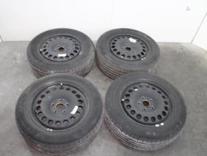Used Set of wheels Volkswagen Touran (5T1) 2.0 TDI 150 Price € 241,99 Inclusive VAT offered by Van Gils Automotive