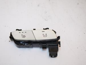 Used Seat heating switch Mercedes E (W213) E-220d 2.0 Turbo 16V Price € 30,00 Margin scheme offered by Van Gils Automotive
