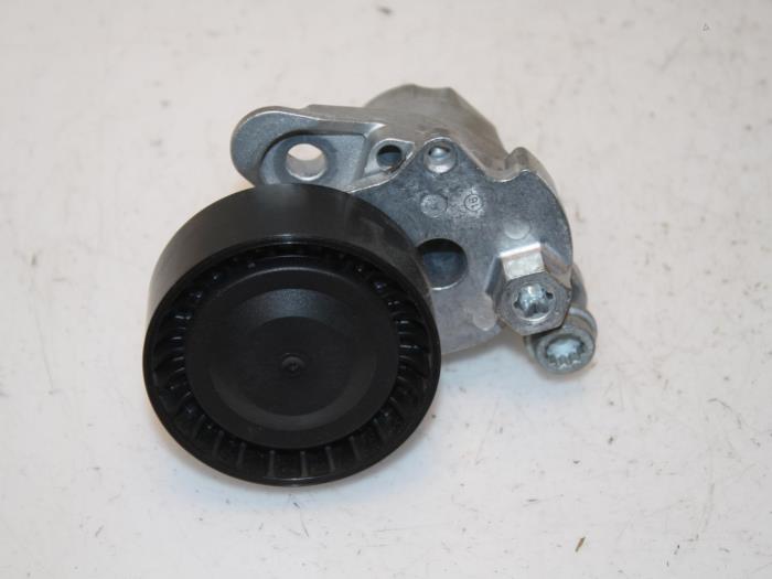 Usados Tensor correa múltiple Skoda Rapid 1.0 TSI 12V Precio € 36,30 IVA incluido ofrecido por Van Gils Automotive