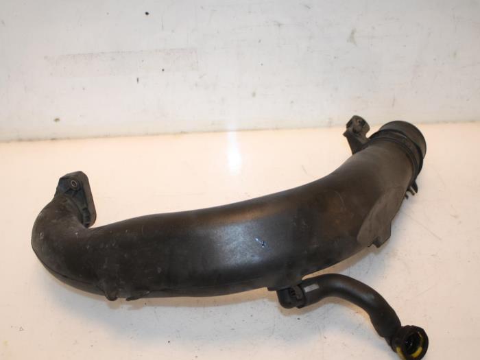 Gebrauchte Intercooler Rohr Renault Megane III Grandtour (KZ) 1.5 dCi 110 Preis € 32,00 Margenregelung angeboten von Van Gils Automotive