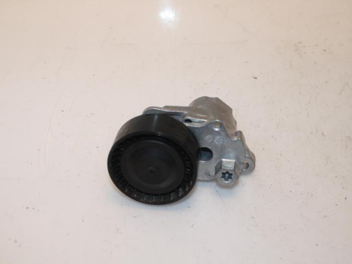 Usados Tensor correa múltiple Volkswagen Polo VI (AW1) 1.0 TSI 12V Precio € 36,30 IVA incluido ofrecido por Van Gils Automotive