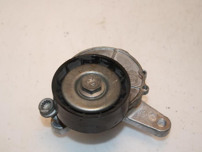 Gebrauchte Spanrolle multiriem Volkswagen Polo VI (AW1) 1.6 TDI 16V 95 Preis € 36,30 Mit Mehrwertsteuer angeboten von Van Gils Automotive