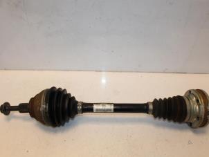 Used Front drive shaft, left Volkswagen Touran (5T1) 1.8 TSI Price € 211,74 Inclusive VAT offered by Van Gils Automotive