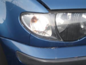 Used Indicator, right BMW 3 serie Touring (E46/3) 320d 16V Price € 30,00 Margin scheme offered by Van Gils Automotive