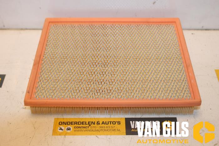 Begagnade Luftfilter Diversen Diversen Pris på förfrågan erbjuds av Van Gils Automotive