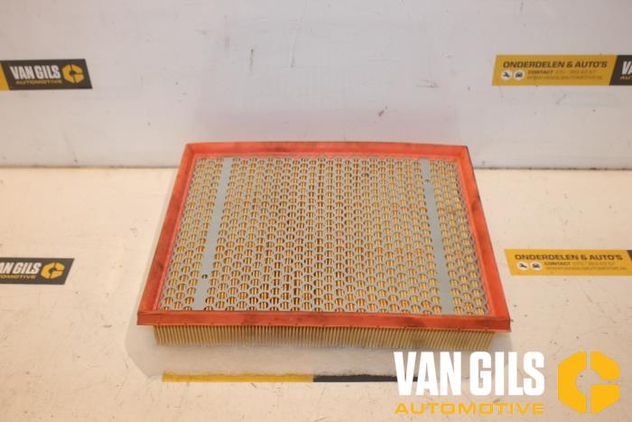 Begagnade Luftfilter Diversen Diversen Pris € 30,00 Marginaltabell erbjuds av Van Gils Automotive