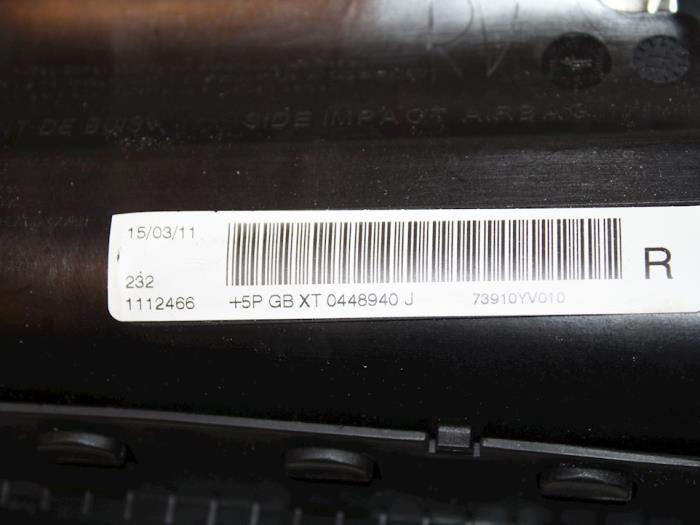 Seat airbag (seat) from a Peugeot 107 1.0 12V 2011