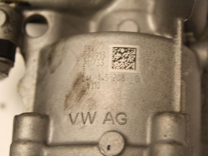 Ölpumpe van een Volkswagen Golf VII Variant (AUVV) 1.6 TDI 16V 2014