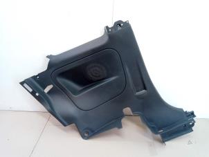 Używane Okladzina panelu bocznego lewy tyl Fiat 500 (312) 1.2 69 Cena € 65,00 Procedura marży oferowane przez Van Gils Automotive