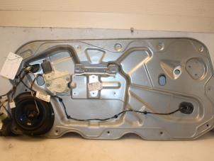 Used Window mechanism 2-door, front right Ford Focus 2 1.8 TDCi 16V Price € 50,00 Margin scheme offered by Van Gils Automotive
