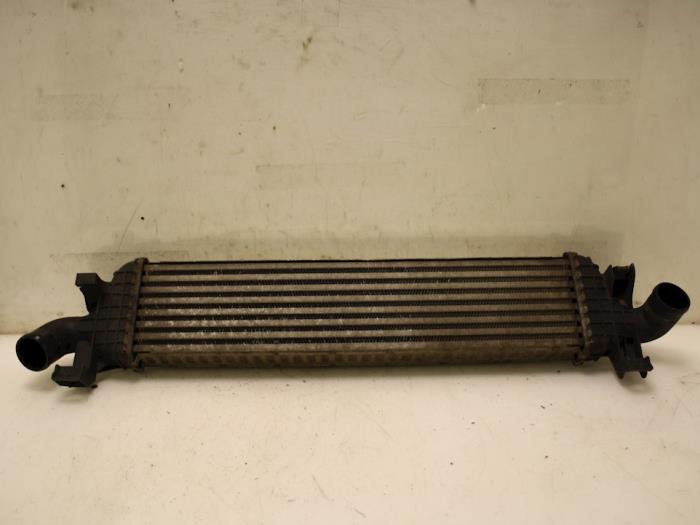 Usagé Intercooler Volvo V50 (MW) 2.0 D 16V Prix € 60,00 Règlement à la marge proposé par Van Gils Automotive