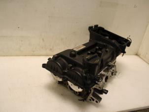 Used Cylinder head Kia Picanto (TA) 1.0 12V Price € 175,00 Margin scheme offered by Van Gils Automotive