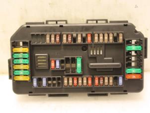Used Fuse box BMW 3 serie (F30) 330e Price € 66,55 Inclusive VAT offered by Van Gils Automotive