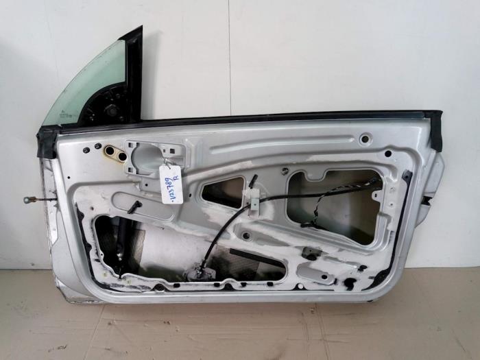 Portière 2portes droite d'un Citroën C3 Pluriel (HB) 1.6 16V 2003
