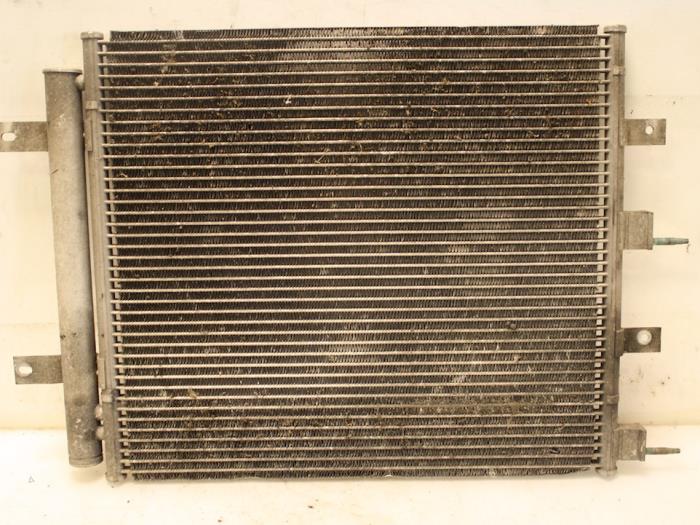 Begagnade AC-radiator Jaguar XF (CC9) 4.2 V8 32V Pris € 104,00 Marginaltabell erbjuds av Van Gils Automotive