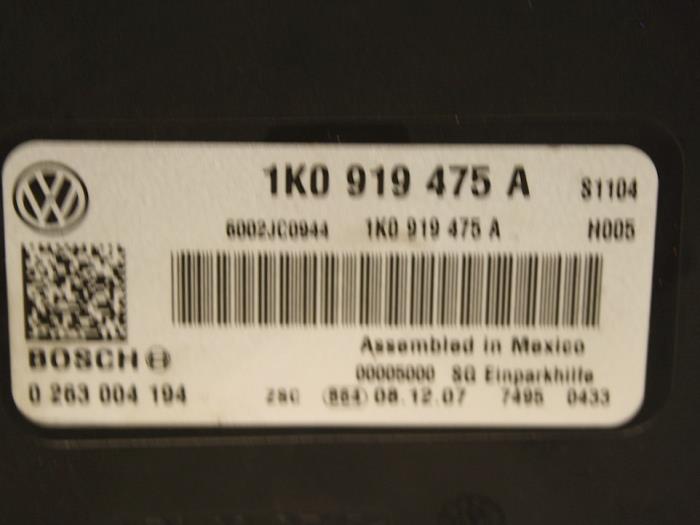 PDC Modul van een Seat Altea (5P1) 1.8 TFSI 16V 2008