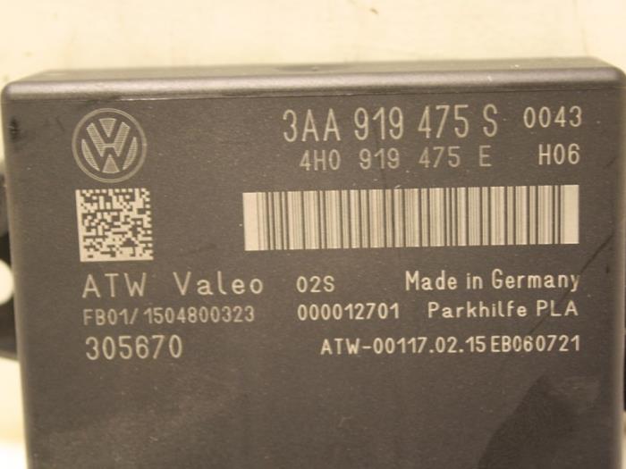 Módulo PDC de un Volkswagen Touran (1T3) 2.0 TDI 16V 140 2015