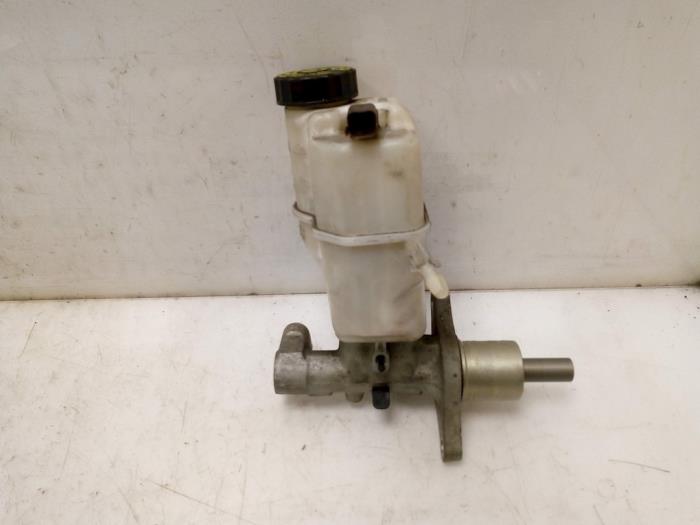 Used Master cylinder Peugeot 407 (6D) 1.8 16V Price € 75,00 Margin scheme offered by Van Gils Automotive