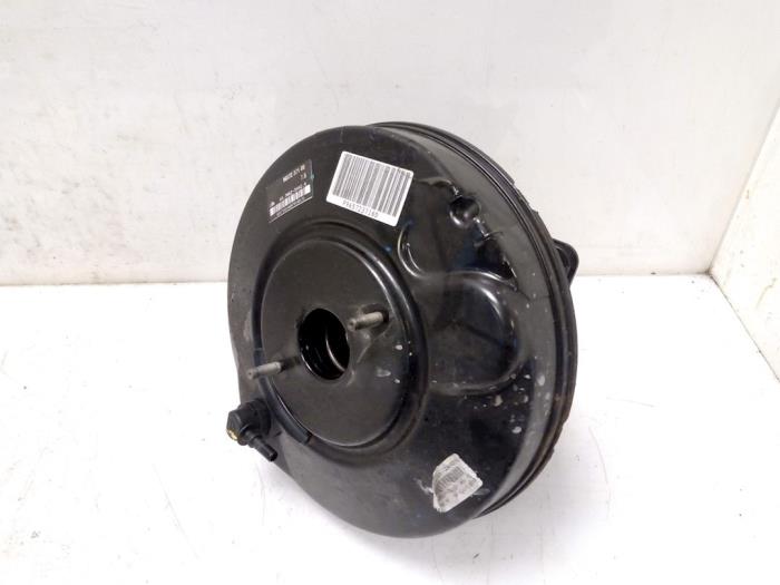 Usagé Servo frein Peugeot 407 (6D) 1.8 16V Prix € 75,00 Règlement à la marge proposé par Van Gils Automotive
