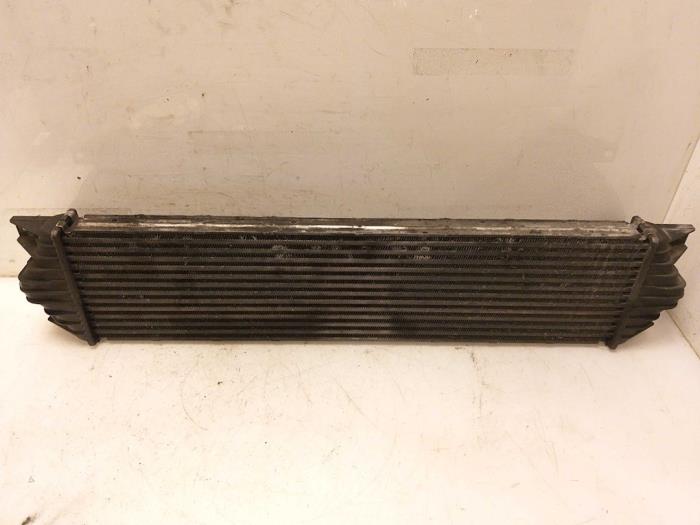 Usados Intercooler Nissan Interstar (X70) 2.5 dCi 16V Precio € 60,00 Norma de margen ofrecido por Van Gils Automotive