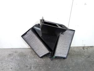 Used Filter housing interior BMW X5 (F15) xDrive 40e PHEV 2.0 Price € 105,27 Inclusive VAT offered by Van Gils Automotive