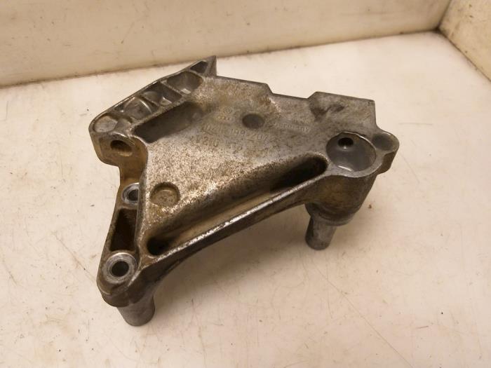 Used Engine mount Volkswagen Golf Sportsvan (AUVS) 1.6 TDI BlueMotion 16V Price € 44,77 Inclusive VAT offered by Van Gils Automotive