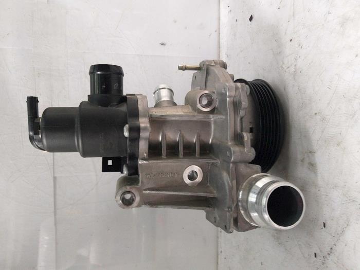 Begagnade Extra vattenpump Mercedes B (W246/W242) 2.1 B-220 CDI BlueEFFICIENCY,d 16V Pris € 159,72 Inklusive moms erbjuds av Van Gils Automotive