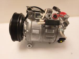 Used Air conditioning pump Mercedes B-Klasse Price € 361,79 Inclusive VAT offered by Van Gils Automotive