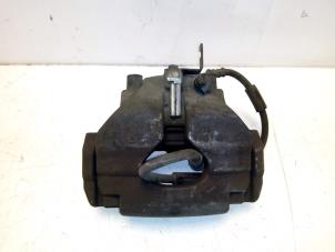 Used Front brake calliper, left Volkswagen Transporter T6 2.0 TDI 150 Price € 98,01 Inclusive VAT offered by Van Gils Automotive