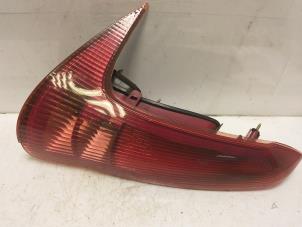 Used Taillight, left Peugeot 206 SW (2E/K) 2.0 HDi Price € 45,00 Margin scheme offered by Van Gils Automotive