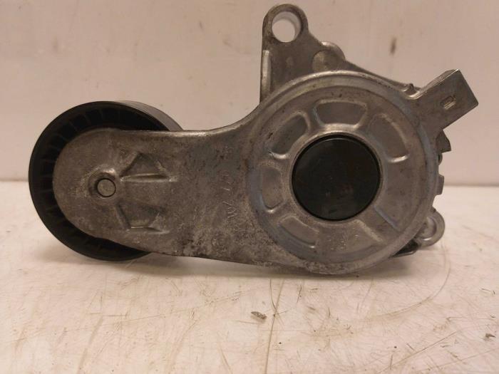 Gebrauchte Spanrolle multiriem Peugeot 208 I (CA/CC/CK/CL) 1.6 Blue HDi 100 Preis € 54,00 Margenregelung angeboten von Van Gils Automotive