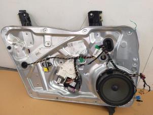 Gebrauchte Fenstermechanik 4-türig links vorne Volkswagen Tiguan (5N1/2) 2.0 TDI 16V Preis € 65,00 Margenregelung angeboten von Van Gils Automotive
