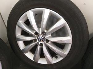 Used Wheel + tyre Volkswagen Tiguan (5N1/2) 2.0 TDI 16V Price € 199,00 Margin scheme offered by Van Gils Automotive