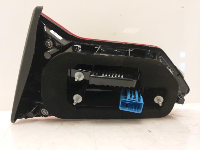 Taillight, left from a Volkswagen T-Roc 1.5 TSI Evo BMT 4Motion 16V 2018