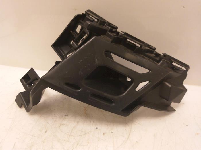 Rear bumper bracket, right from a Seat Ateca (5FPX)