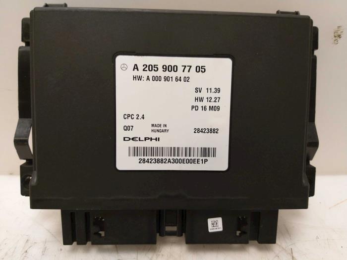 Used Automatic gearbox computer Mercedes C (R205) C-220d 2.2 16V BlueTEC 4-Matic Price € 71,00 Margin scheme offered by Van Gils Automotive