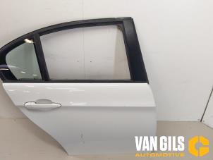 Gebrauchte Tür 4-türig rechts hinten BMW 3 serie (E90) 316d 16V Preis € 132,00 Margenregelung angeboten von Van Gils Automotive