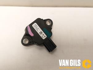 Used Airbag sensor Tesla Model S 90D Price € 36,30 Inclusive VAT offered by Van Gils Automotive