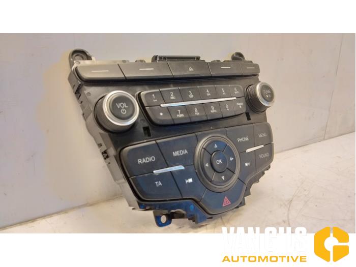 Panneau commande radio d'un Ford Focus 3 1.0 Ti-VCT EcoBoost 12V 125 2015