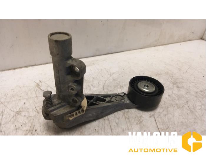 Usados Tensor correa múltiple Peugeot 5008 I (0A/0E) 1.6 THP 16V Precio € 30,00 Norma de margen ofrecido por Van Gils Automotive