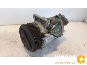 Used Air conditioning pump Renault Clio IV (5R) 1.6 Turbo 16V RS 200 EDC Price € 110,00 Margin scheme offered by Van Gils Automotive