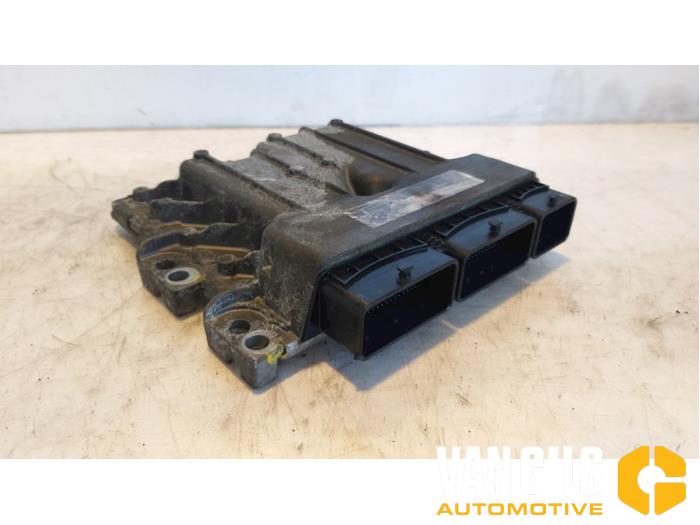 Used Engine management computer Renault Clio IV (5R) 1.6 Turbo 16V RS 200 EDC Price on request offered by Van Gils Automotive