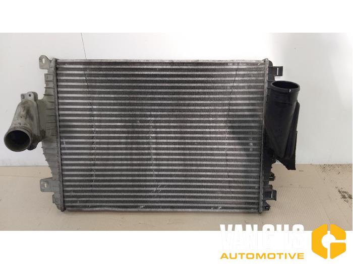 Usados Intercooler Jaguar S-type (X200) Precio € 60,00 Norma de margen ofrecido por Van Gils Automotive